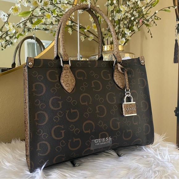 New guess bag - Picture 4 of 9